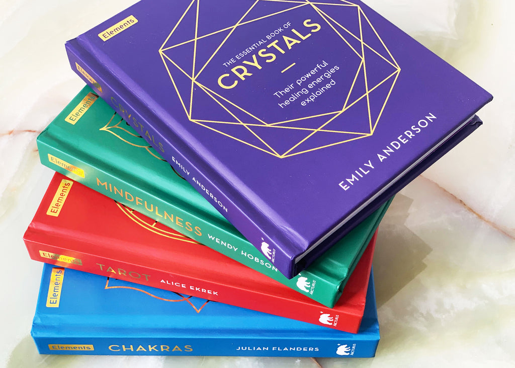 Elements: The Essential Book Of Crystals, Mindfulness, Tarot And Chakra's Collection