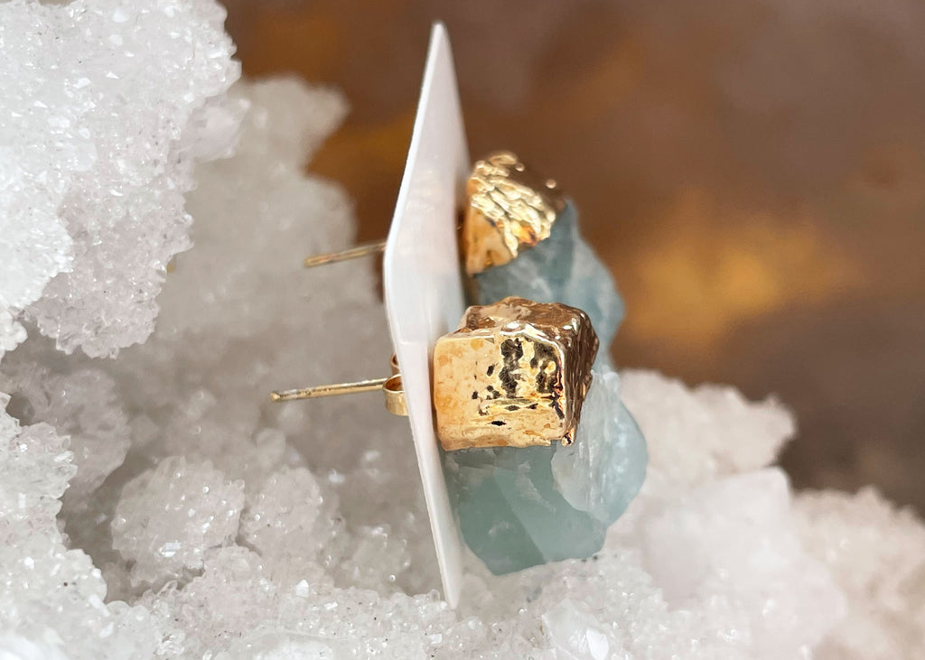 Raw Aquamarine Stud Earrings With Electroplating