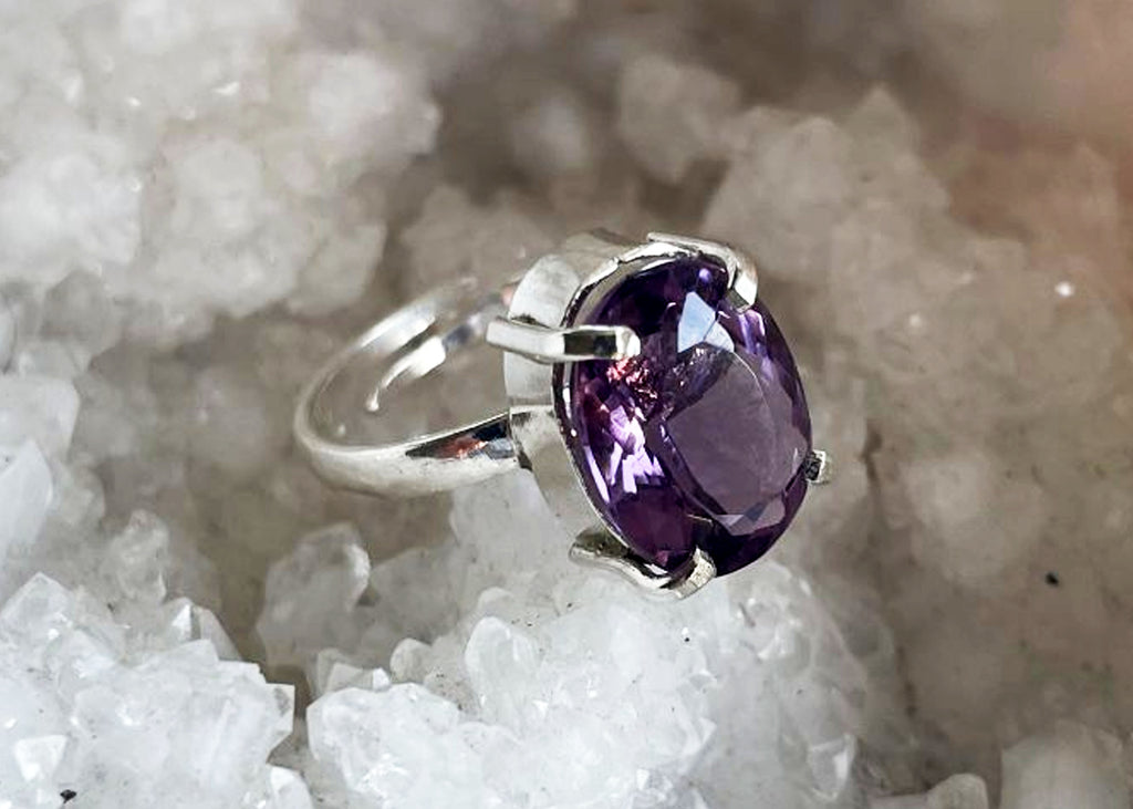 4-6 Carat Oval Cut Amethyst Sterling Silver Ring