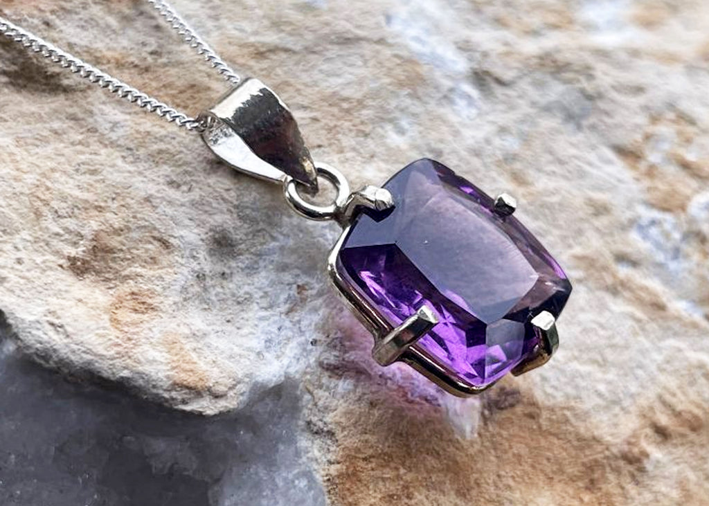 4-6 Carat Rectangle Cut Amethyst Pendant Necklace