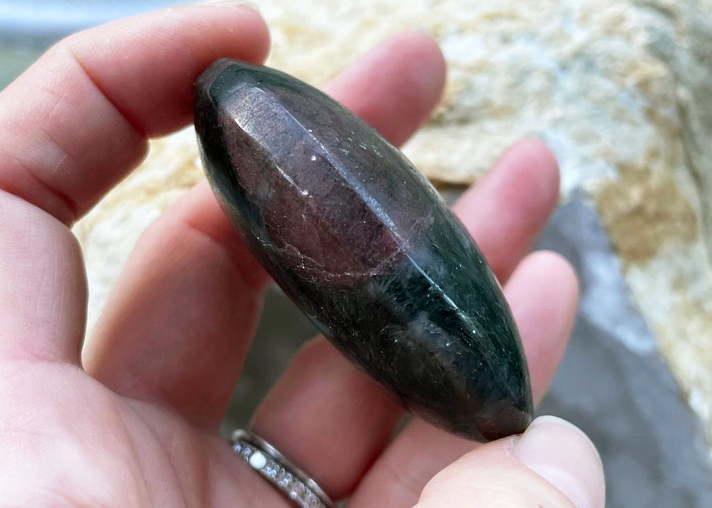 Garnet Palm Stone With Rutile Inclusions