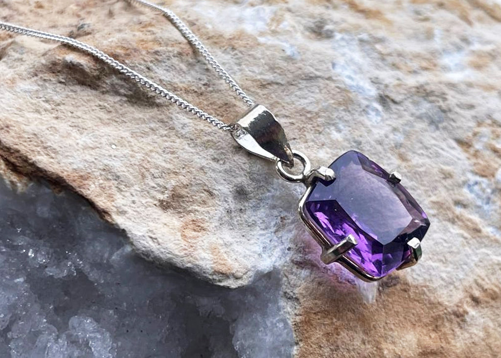 4-6 Carat Rectangle Cut Amethyst Pendant Necklace